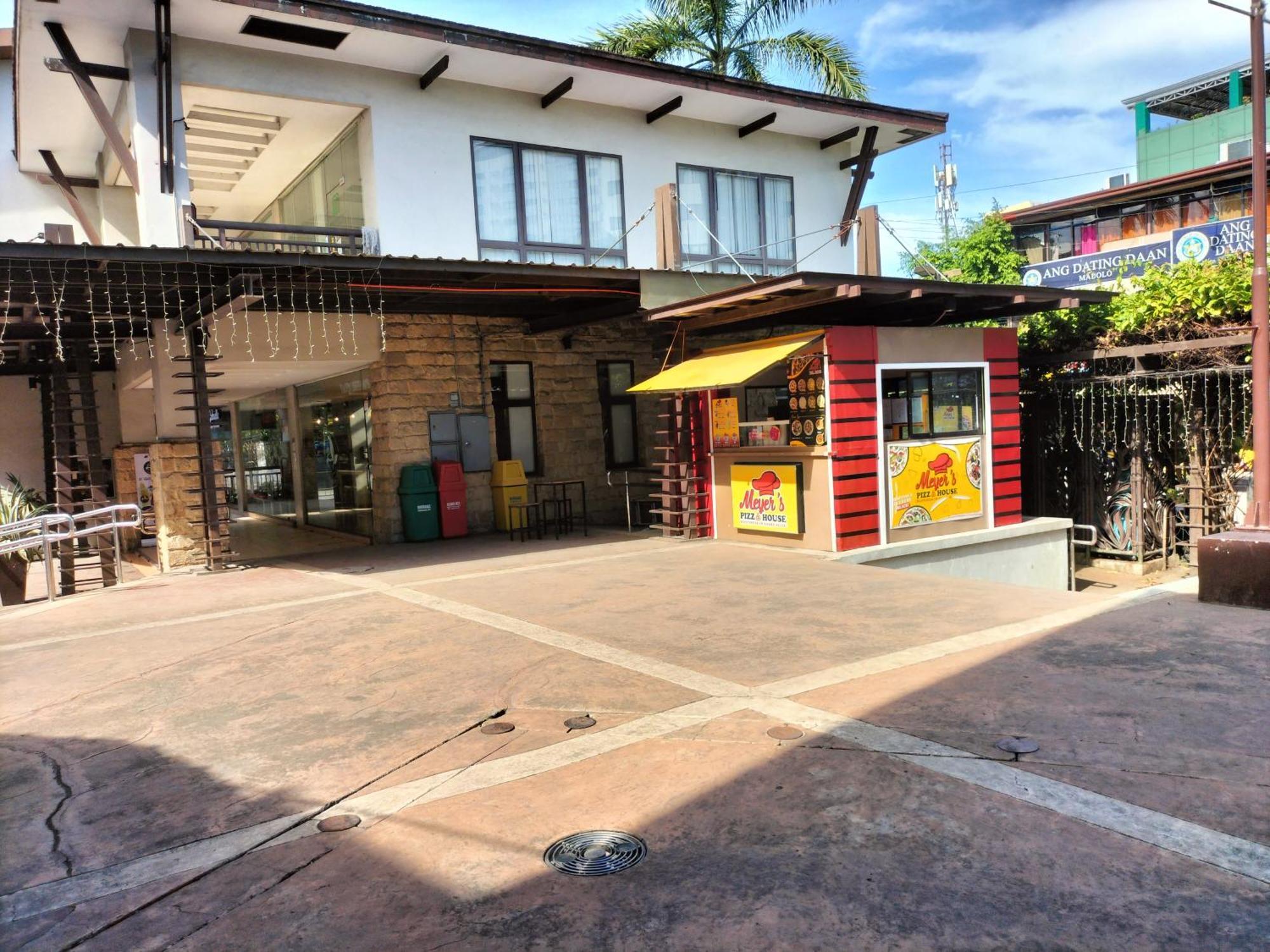Cozy 1233 The Persimmon Studio Near Sm And Ayala Cebu Esterno foto