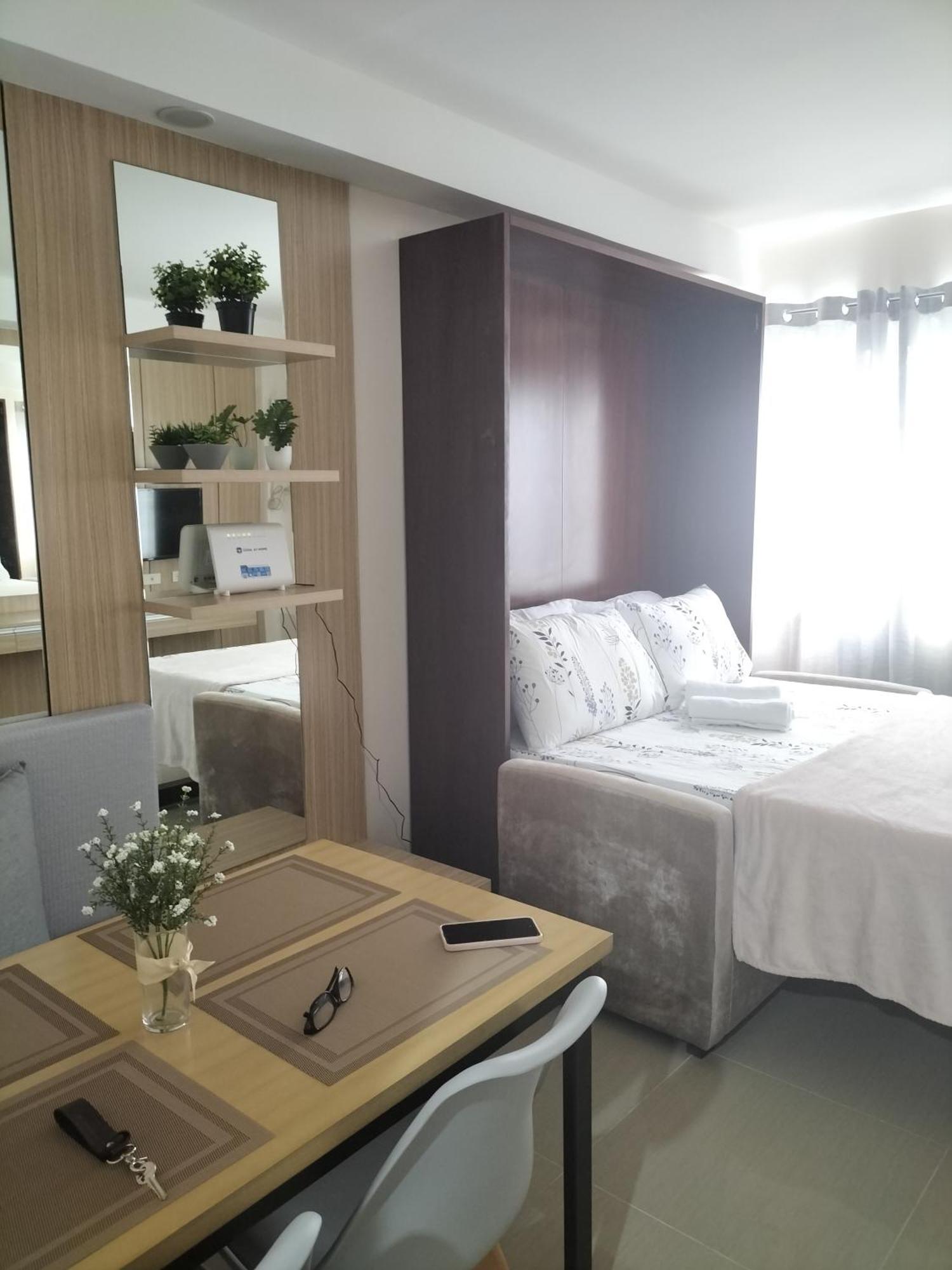 Cozy 1233 The Persimmon Studio Near Sm And Ayala Cebu Esterno foto